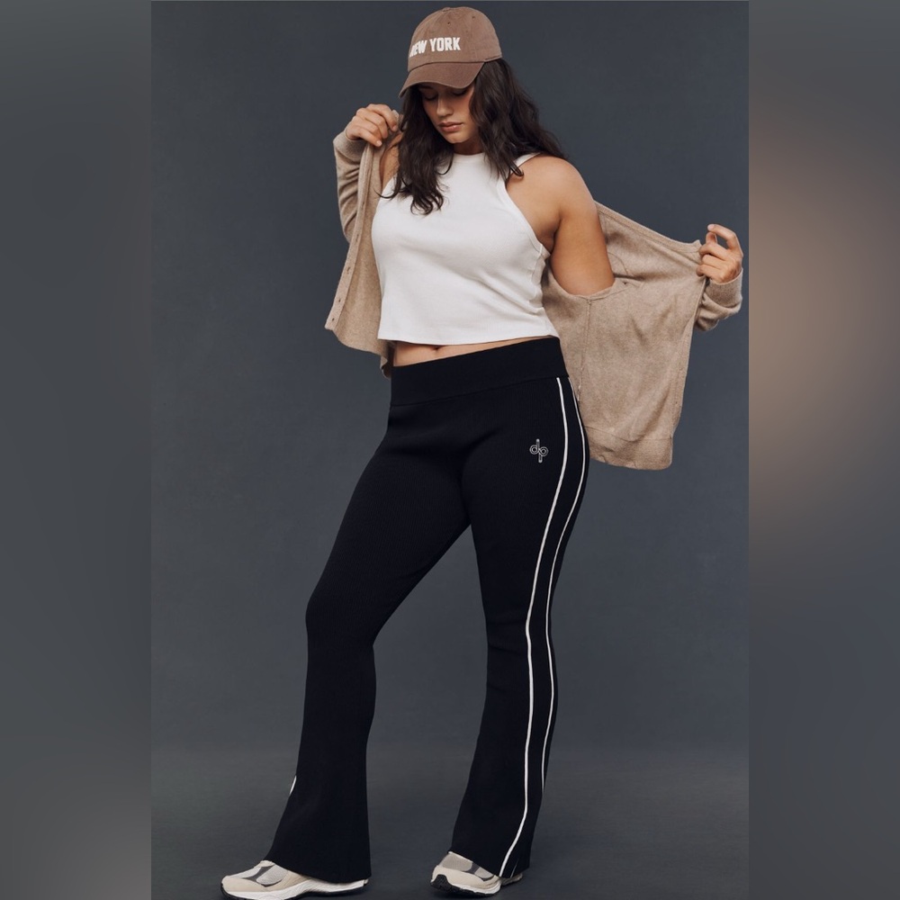 Daily Practice Side-Stripe Sweatpants - Picture 4 of 7